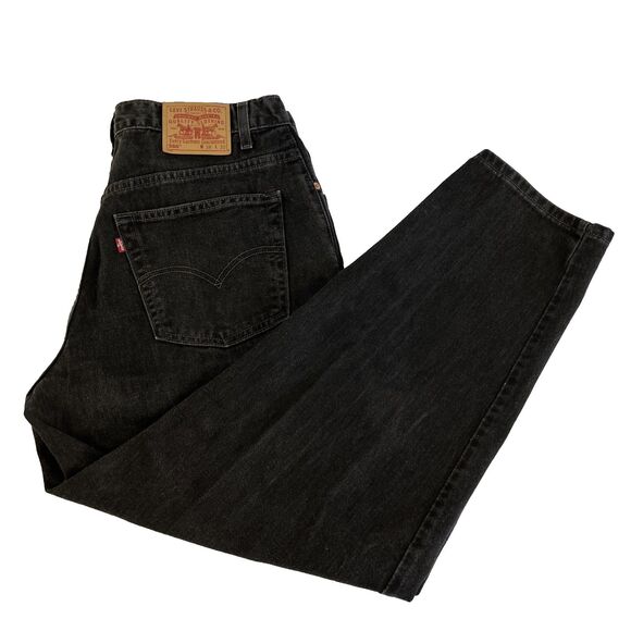 Vintage Y2K Levi’s 560 Black Denim Jeans Size 38x30 Loose Fit Tapered Leg - Picture 1 of 8
